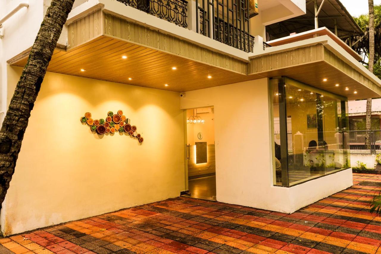 Coastal Pearl Hotel Miramar Panaji Exterior photo